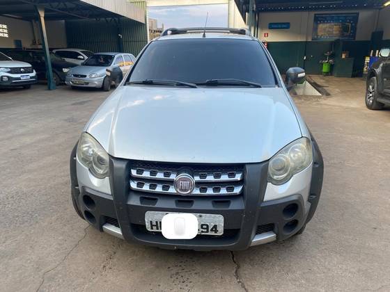 FIAT STRADA 1.8 MPI ADVENTURE CE 16V FLEX 2P MANUAL
